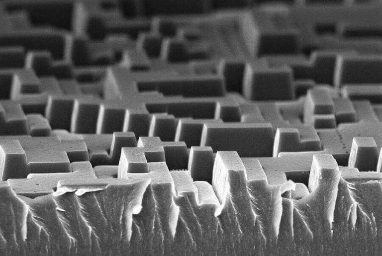 Diffractive Optical Elements Diffractive Optics NILT