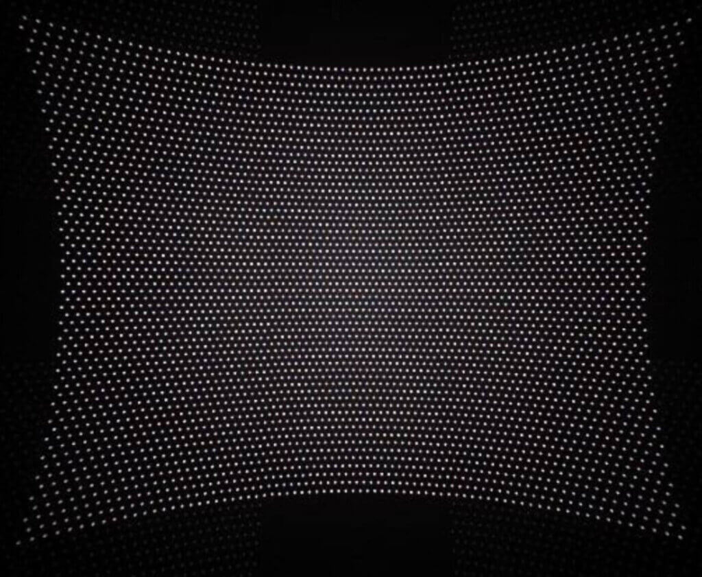 NIL Technology introduces flat, multifunctional optics platform for 3D sensing and LiDAR applications NIL Technology Proven dot pattern of 940 nm VCSEL array project through a Diffractive optical element (DOE) collimator and 3 x 3 fan-out DOE.