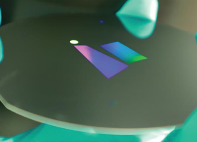Photonics Spectra Article: Waveguide Designs Bring Extended Reality into Sight | NIL Technology